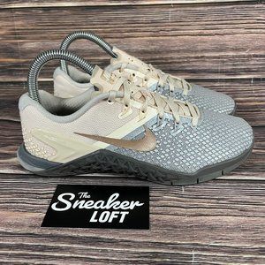 Nike Metcon 4 XD Mtlc Women's Athletic Training Shoes